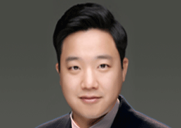 李總秀（James Lee）