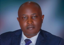 桑迪.布魯斯.那達卡